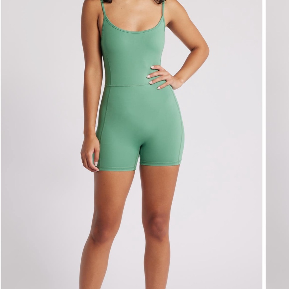PacSun Lolo Active Romper NWT size XL